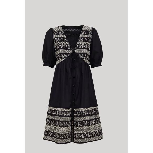 Loretta Caponi Scarlino Embroidered Dress in Black Multi M